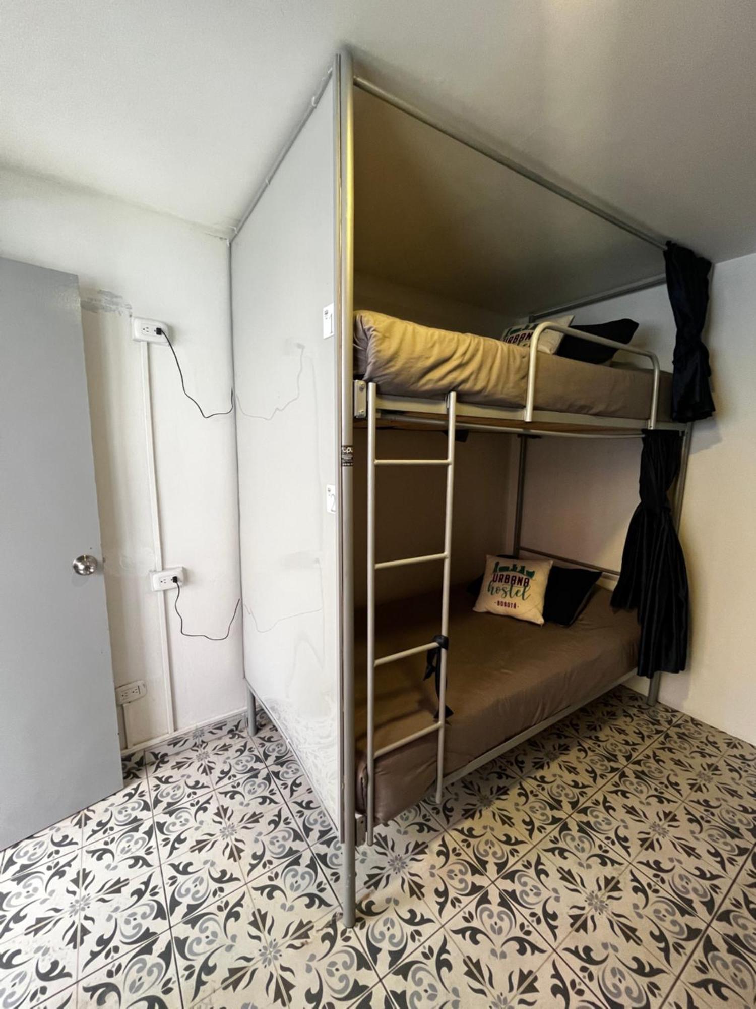 Urbana Hostel Bogotá Rom bilde
